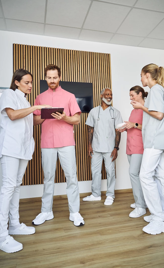 Medizin- & Pflegekleidung